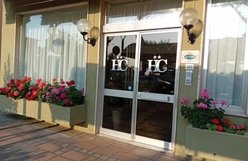 Donoratico Hotel | Family-Friendly Hotel Cucciolo with Hot Tub & Breakfast