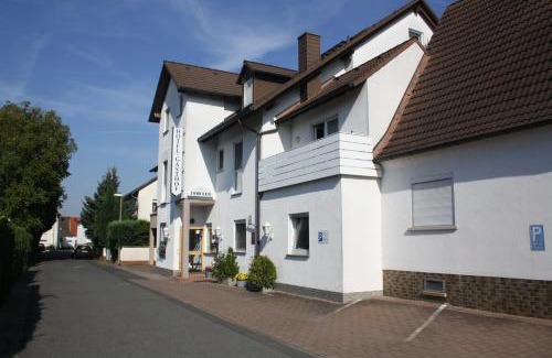 Kahl Hotel | Welcoming Hotel-Dörfler Garni: Breakfast & Family Friendly