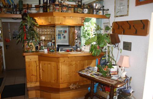 Kahl Hotel | Welcoming Hotel-Dörfler Garni: Breakfast & Family Friendly