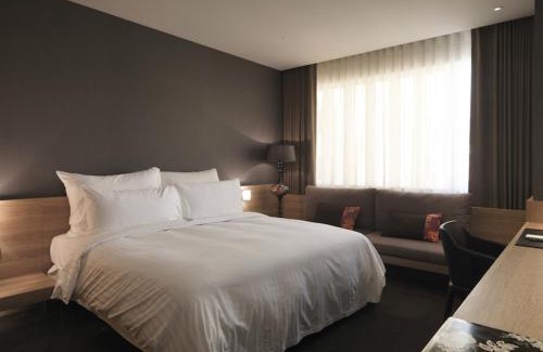 Kaohsiung City Centre Hotel | Discover Hotel Dùa: 4-Star Stay with Family-Friendly Amenities