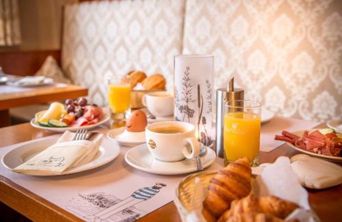 Carolinensiel Hotel | Exceptional Hotel Dünener Läufer: Pet-Friendly Retreat in Carolinensiel