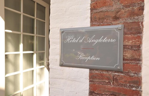 Etretat Hotel | Discover Hotel d'Angleterre Etretat: Family-Friendly Retreat