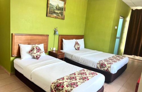 Mersing Hotel | Family-Friendly Stay at HOTEL D VIEW MERSING with Breakfast