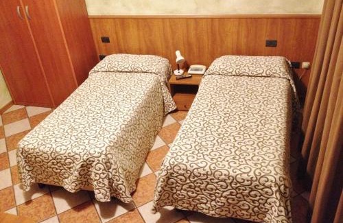Dalmine Hotel | Pet-Friendly Hotel Daina with Hot Tub & Restaurant