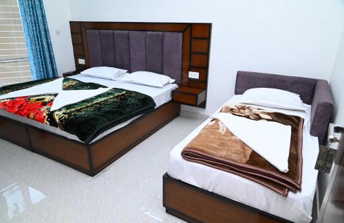 Kharsali Hotel | Hotel Daiwarch