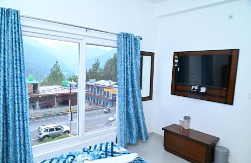 Kharsali Hotel | Hotel Daiwarch