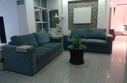 Sincelejo Hotel | Family-Friendly Retreat at Hotel Damys with Tasty Breakfast