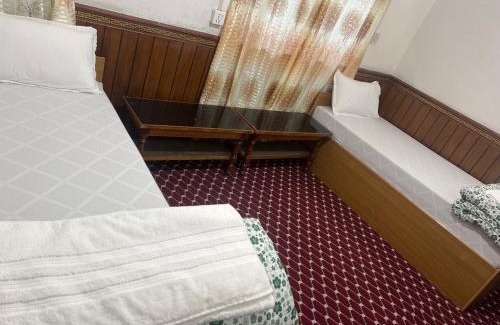 Mustang Hotel | Discover Hotel Dancing Yak: Family-Friendly Getaway