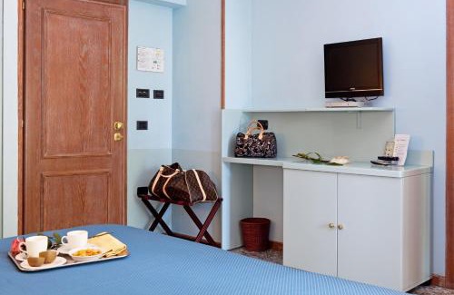 Pescasseroli Hotel | Hotel Daniel: Oceanfront Retreat with Spa & Pool Access