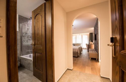 Zermatt Hotel | Hotel Daniela: Pet-Friendly Stay with Breakfast Included