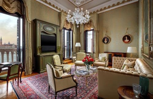 Castello Hotel | Elegant Hotel Danieli, Venice: Pet-Friendly & Family-Oriented