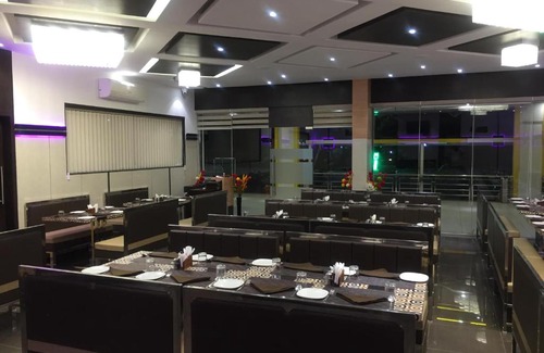 Vadgam Hotel | Guest Rated Hotel Darshan with Breakfast Included