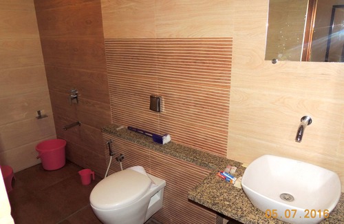 Visnagar Hotel | Discover Comfort at Hotel Darshan with Family-Friendly Amenities