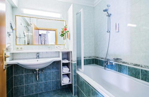 Saalbach-Hinterglemm Hotel | Elegant Oceanfront Retreat at Hotel Kohlmais - 4 Stars