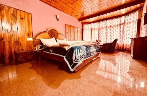 Manali Hotel | Top Rated Hotel Daulat - Child-Friendly Retreat in Manali