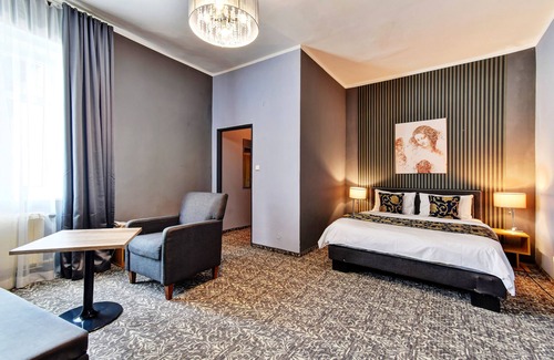 Marianske Lazne Hotel | Hotel DaVinci: Ideal Stay with Pool, Spa & Breakfast