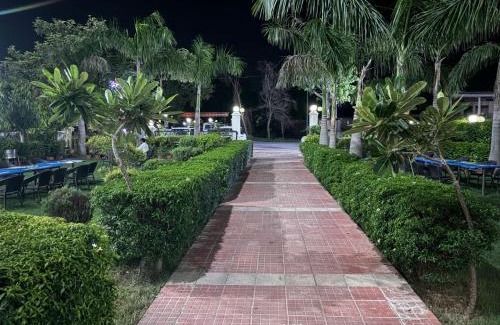 Varanasi Hotel | Budget-Friendly Comfort at Hotel Dawat with Family Amenities