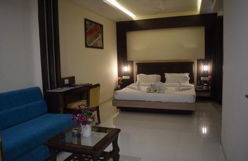 Bhopal Hotel | Discover Family-Friendly Comfort at Hotel Dayal Shree Paradise