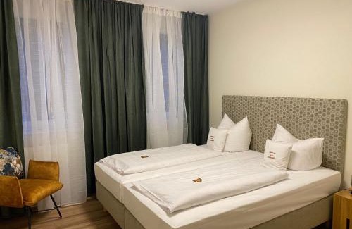 Bad Berneck im Fichtelgebirge Hotel | Relax at Hotel Hartl's Lindenmühle with Private Pool & Dining