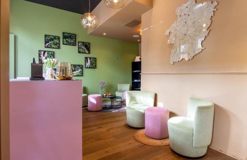 Overpelt Hotel | Comfortable Stay at Hotel De Boskar Pelt with Great Amenities