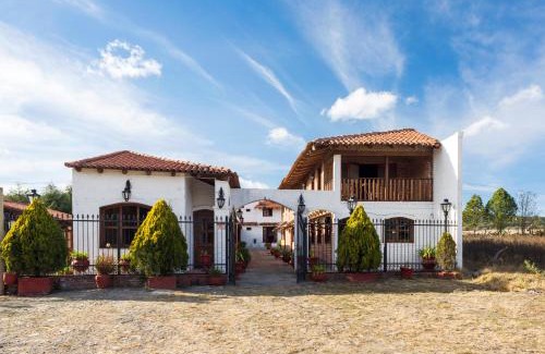 Tapalpa Hotel | Comfortable Hotel de Campiña: Family-Friendly with Kitchen