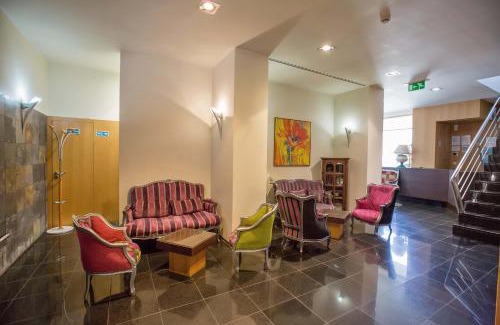 Cerva Hotel | Discover Hotel De Cerva: Oceanfront Bliss Awaits You