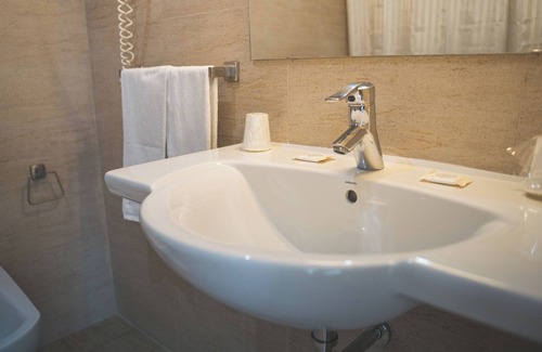 Cerva Hotel | Inviting Hotel de Cerva: Guest Rated 9/10 with Breakfast