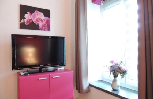 Cousset Hotel | Discover Hotel de la Gare: Pet & Child Friendly Stay