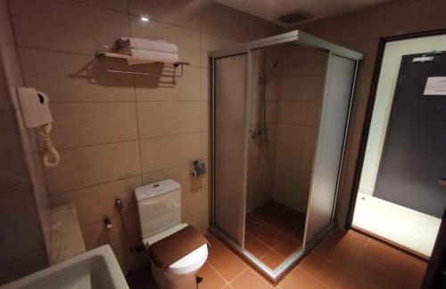 Lahad Datu Hotel | Discover Hotel De Leon II: Family-Friendly Getaway