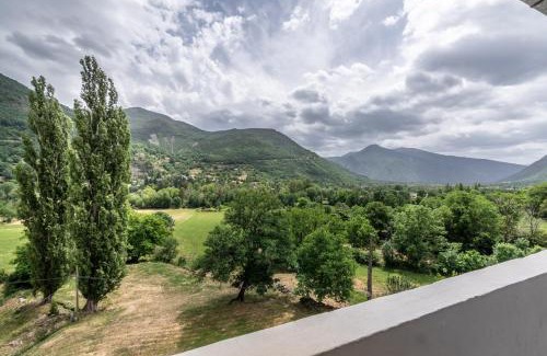 Broto Hotel | Pet-Friendly Hotel de Montaña El Mirador - Rated 8.8/10