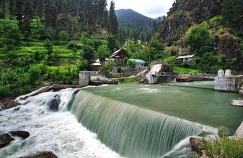 Athmuqam Hotel | Hotel Dee waterfall view kutten