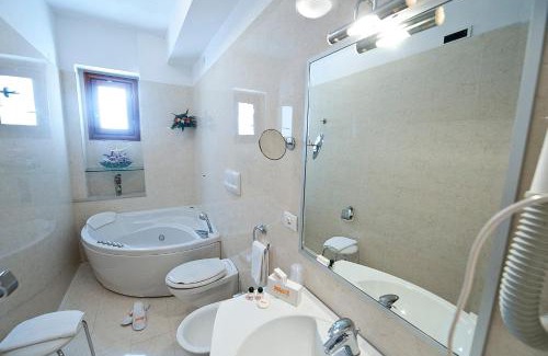 Vieste Hotel | Discover Hotel Degli Aranci: Oceanfront Escapes Await