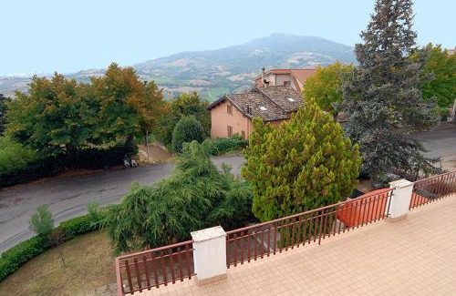 Montedinove Hotel | Discover Hotel Del Duca: Pet-Friendly with Breakfast Included