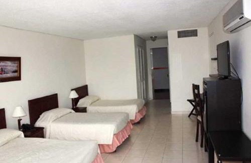 Villavicencio Hotel | Pet-Friendly Hotel del Llano with Oceanfront Pool Access