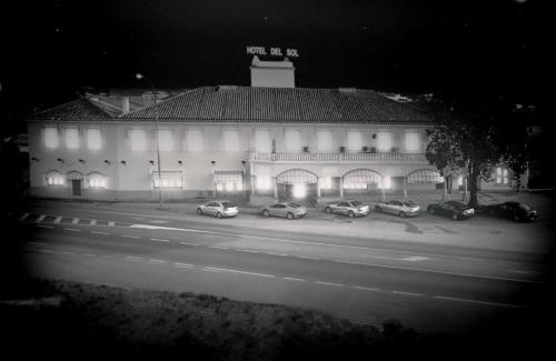 Motilla del Palancar Hotel | Charming Hotel del Sol: Ideal for Families with Great Amenities