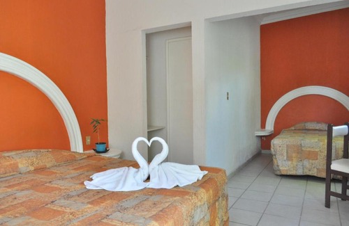 Salamanca Hotel | Family-Friendly Hotel del Tajo with Pet Amenities