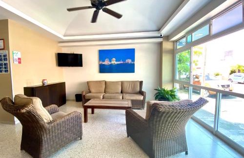 Ricardo Flores Magon Hotel | Welcoming Hotel Delfines: Family-Friendly & Accessible Stay