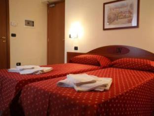 San Polo-Parco Hotel | Pet-Friendly Hotel Della Volta with Hot Tub & Dining Options