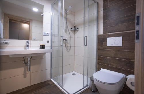 Demanova Apartment | Discover Hotel Demanova Apartments: 4-Star Comfort & Spa