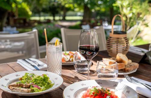 Fontainebleau Hotel | Elegant Demeures de Campagne Château near Fontainebleau