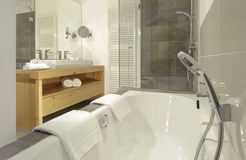 Ellmau Hotel | Discover Hotel der Bär: Guest Rated 9.4 with Spa & Pool