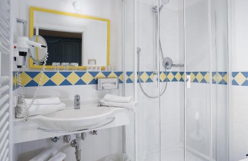 Leoben Hotel | Pet-Friendly Gasthof zum Greif with Breakfast and Restaurant