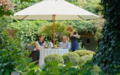 Hagnau Hotel | Beautiful Hotel Der Löwen: Ocean View & Private Beach