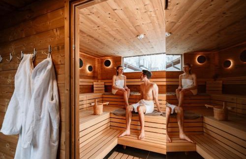 Niederau Hotel | Discover Hotel & Alpin Lodge Der Wastlhof: 4-Star Retreat