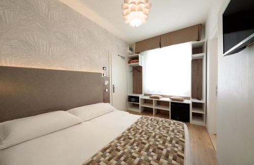 Faro Hotel | Hotel Derby S: Pet-Friendly Retreat with Ocean Views