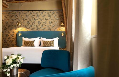 Les Iles Hotel | Quaint Hôtel Des Deux-Iles - Notre-Dame with Breakfast Included