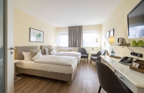 Altstadt Hotel | Discover Comfort at Hotel Deutscher Hof - Rated 9/10!