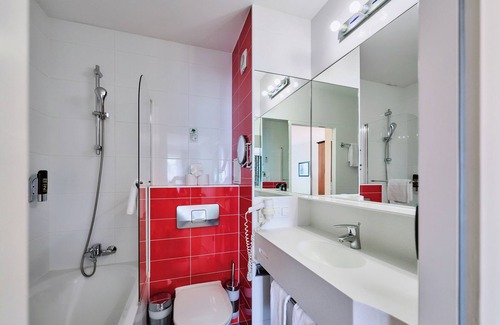 Roßau Hotel | Family-Friendly Hotel Deutschmeister with Breakfast Included
