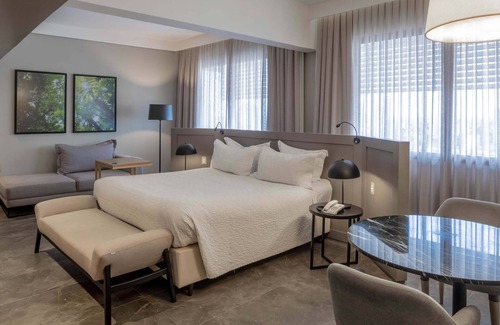 Da Goiabeira Hotel | Discover Hotel Deville Prime Cuiabá - 4-Star Retreat Awaits