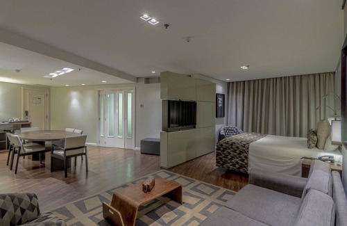 Porto Alegre Hotel | Relax at Hotel Deville Prime Porto Alegre - 4-Star Retreat